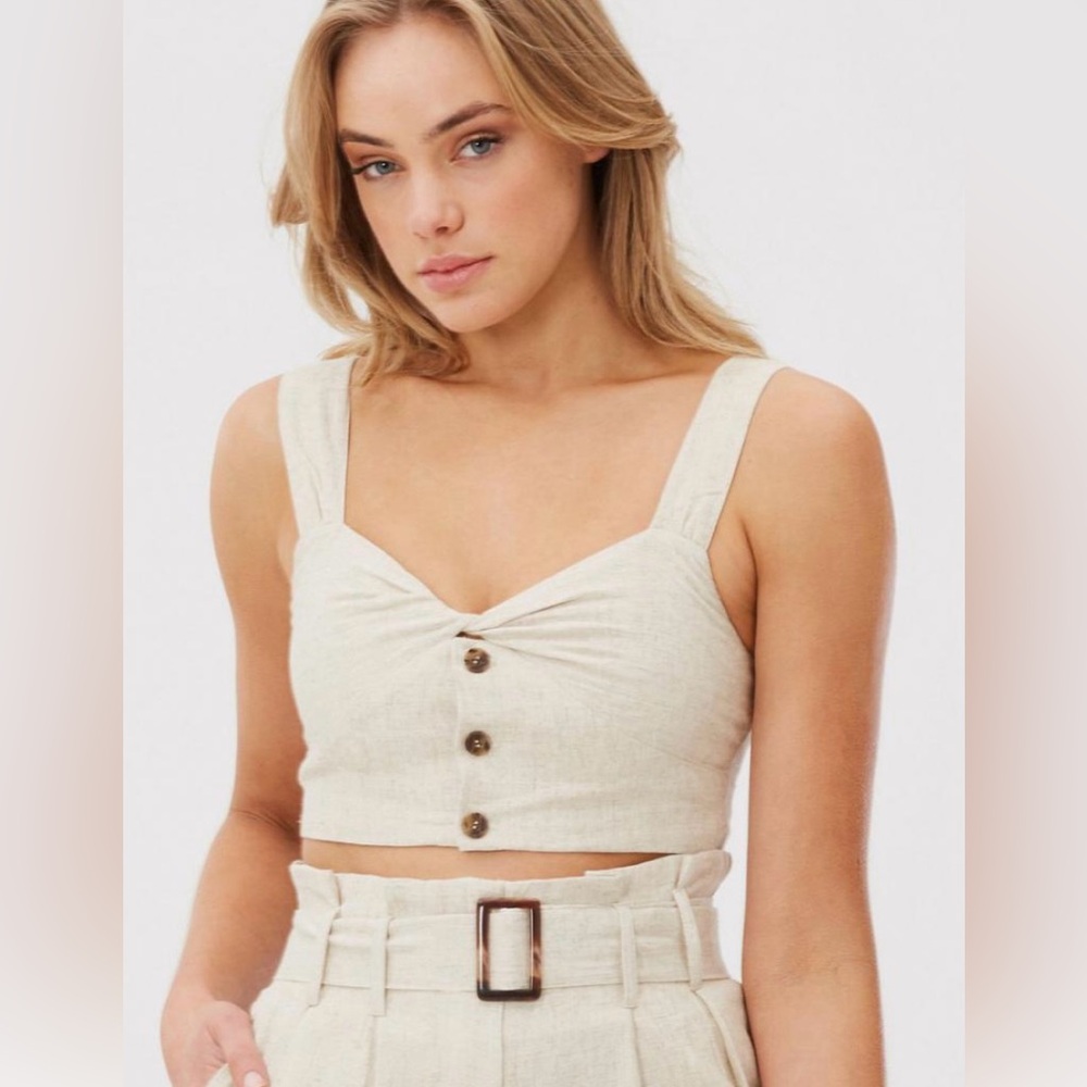 NWT CHARLIE HOLIDAY Oasis Crop Top. Size L